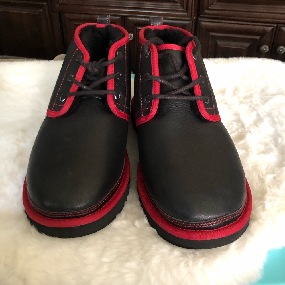 Ugg men’s Neumel II Chukka Leather red/black